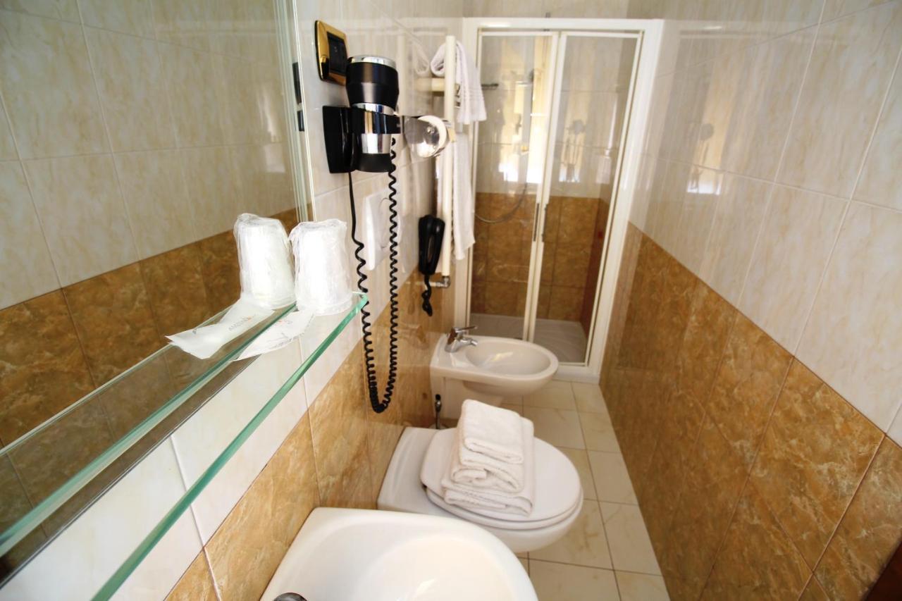 Hotel Brignole Генуя Экстерьер фото